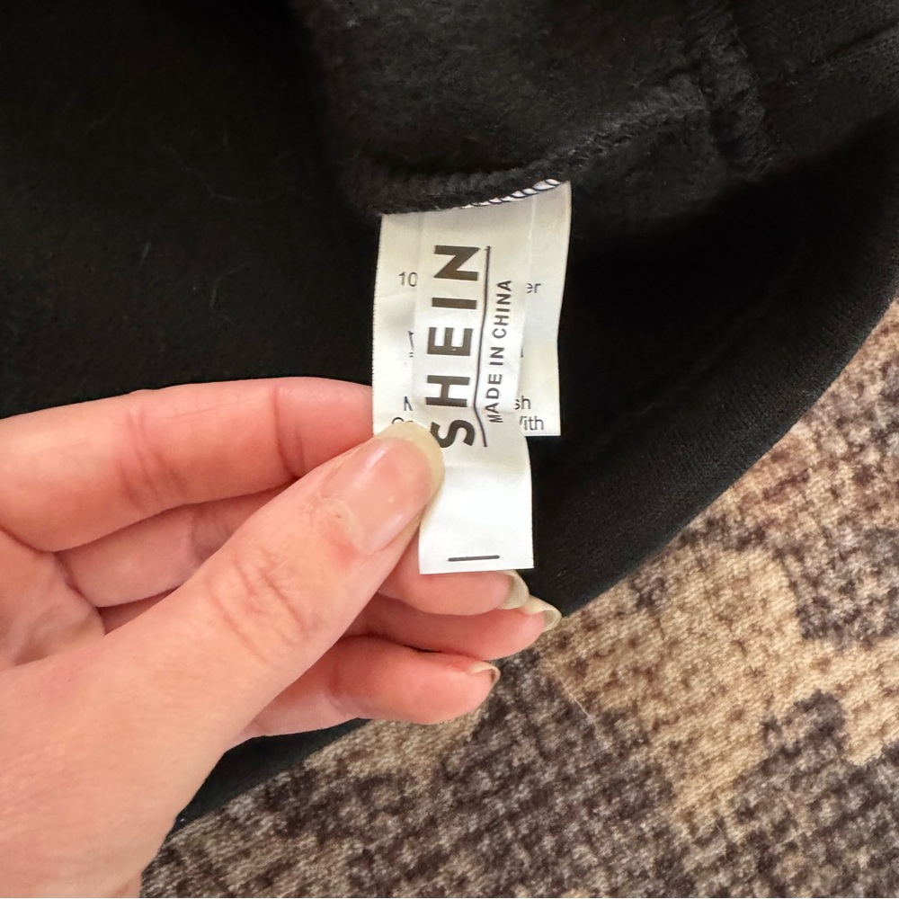 SHEIN Black Zip-Up Cropped Hoodie - Picture 3 of 5